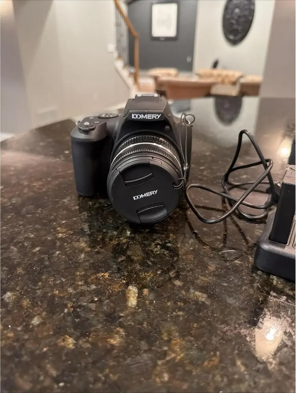 Komery W2 64MP Wifi Camera 10X Zoom Lens W/Batteries & Charger
